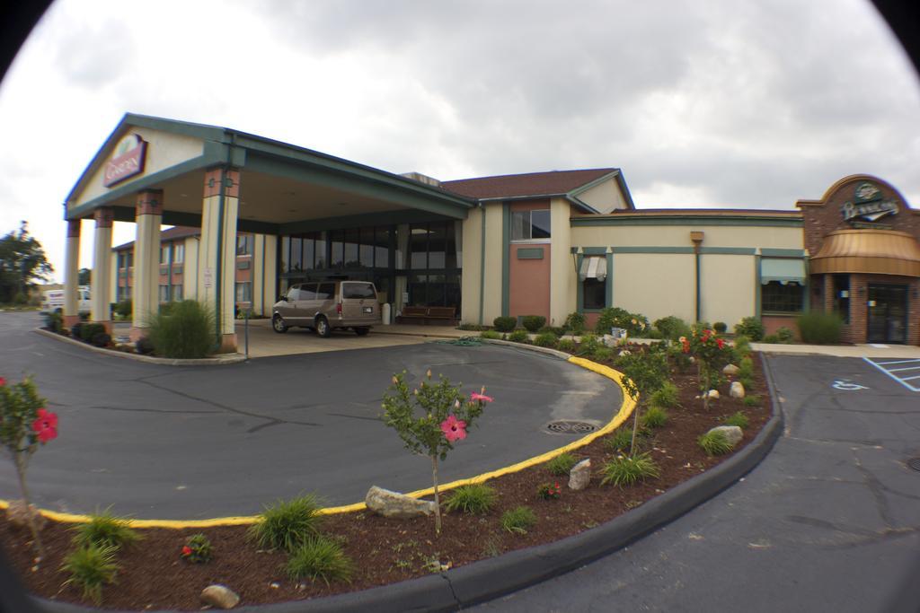 The Garden Inn Elkhart Dış mekan fotoğraf
