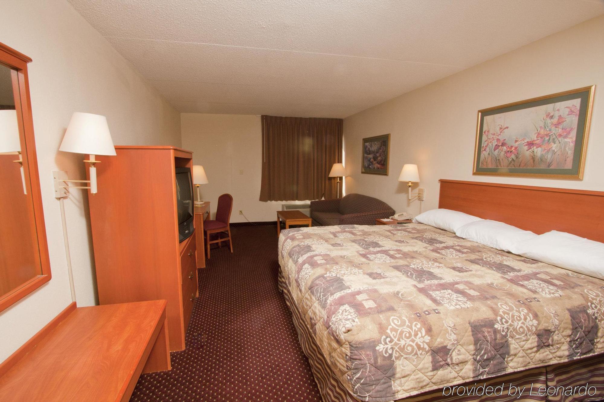 The Garden Inn Elkhart Dış mekan fotoğraf