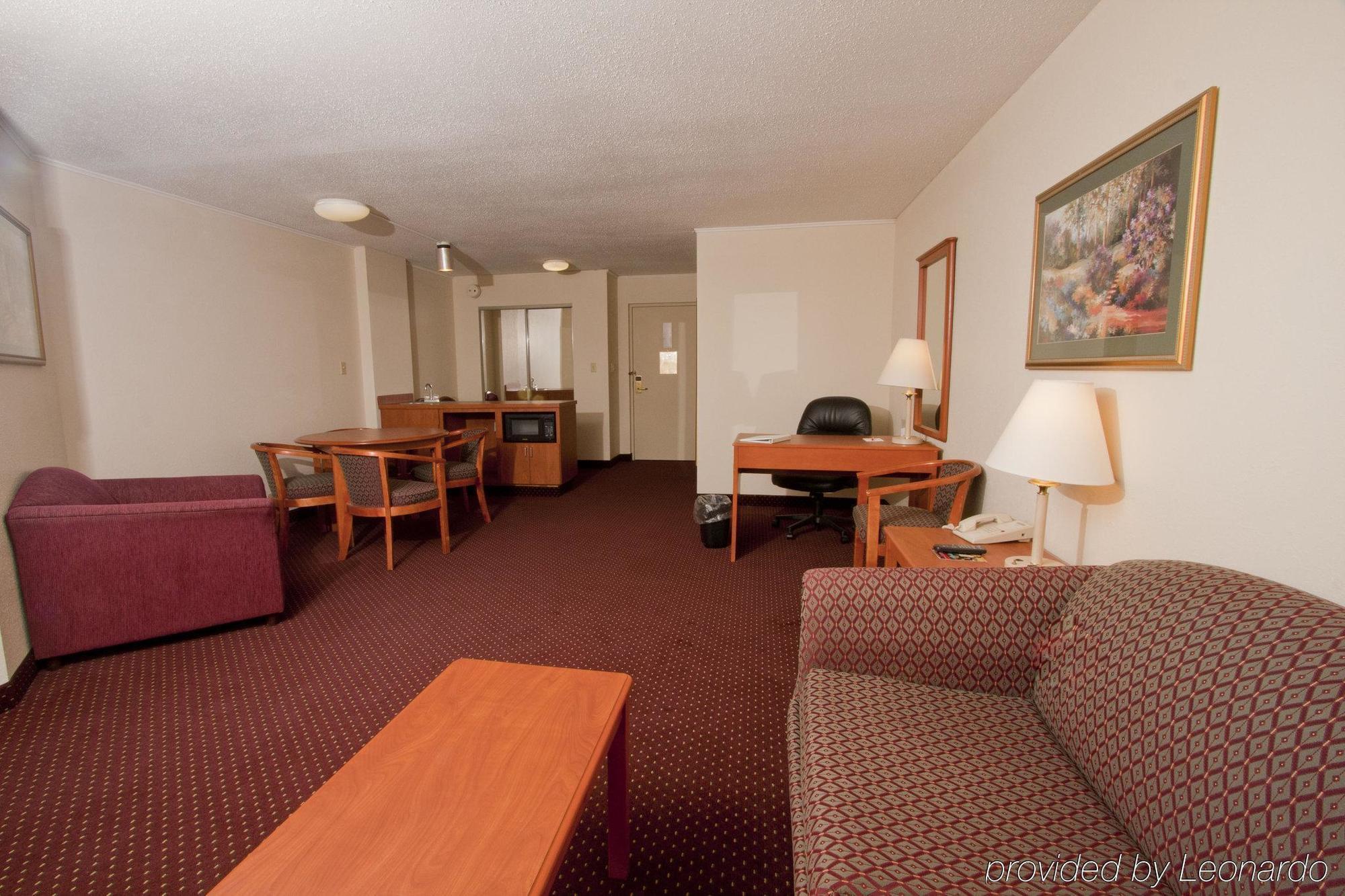 The Garden Inn Elkhart Oda fotoğraf