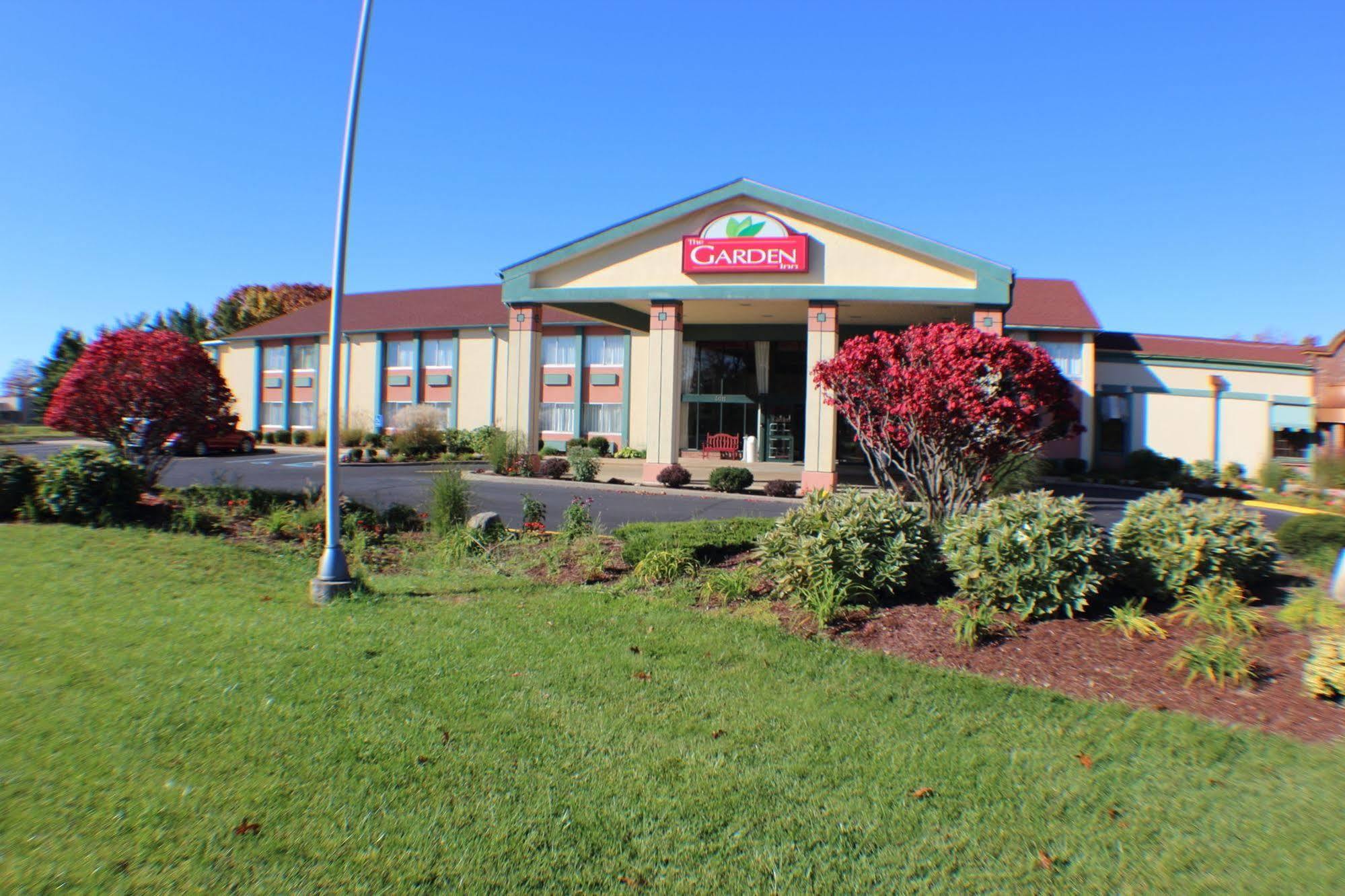 The Garden Inn Elkhart Dış mekan fotoğraf
