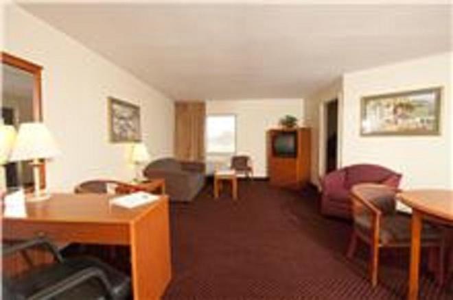 The Garden Inn Elkhart Oda fotoğraf